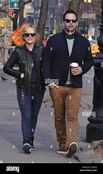 Amy Poehler and Nick Kroll: a Comprehensive Dive into Their Lives and Careers