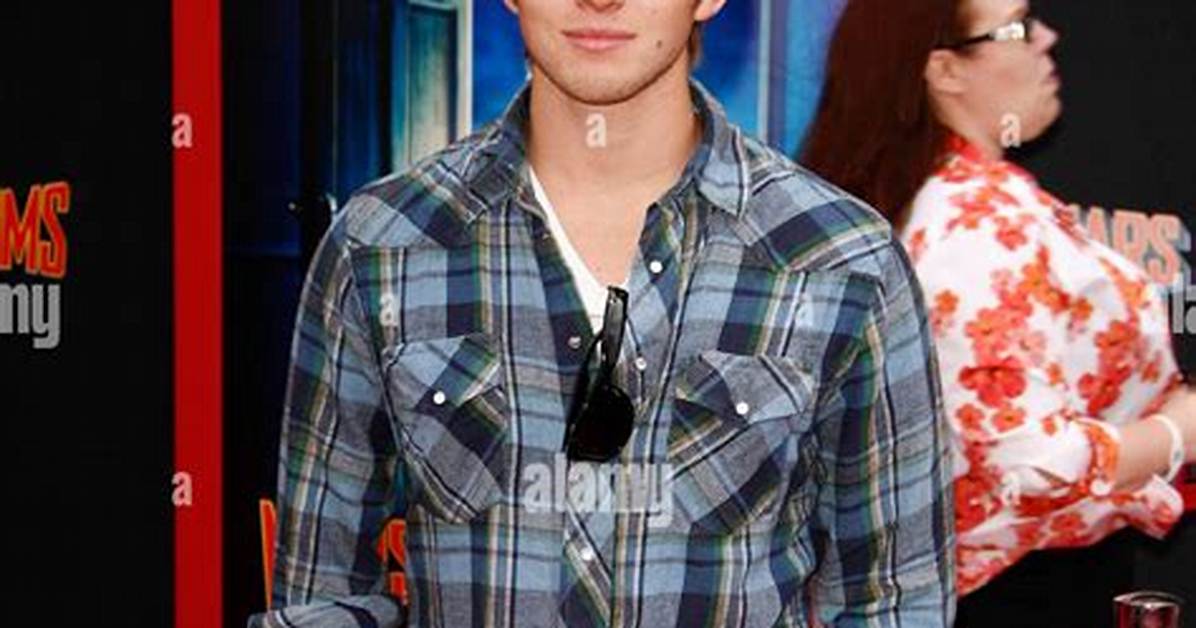 Chris Brochu: the Rising Star in Hollywood