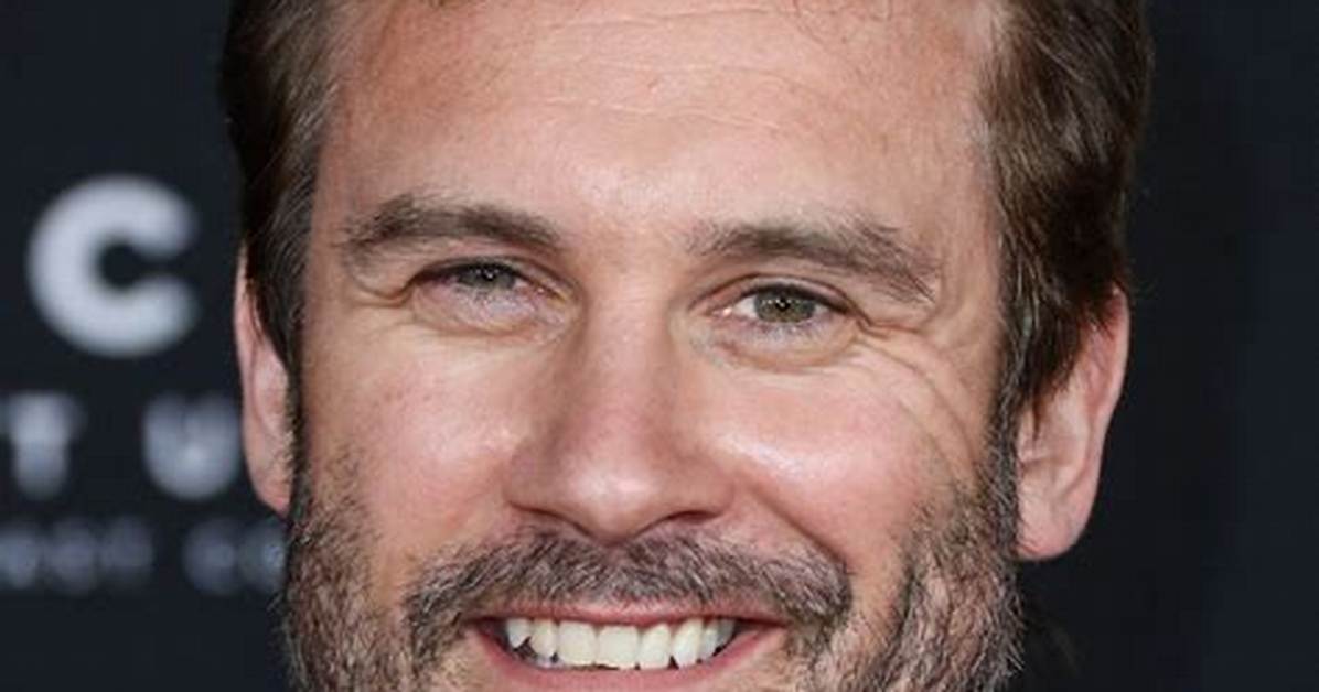 Clive Standen: the Versatile Actor and His Journey to Stardom