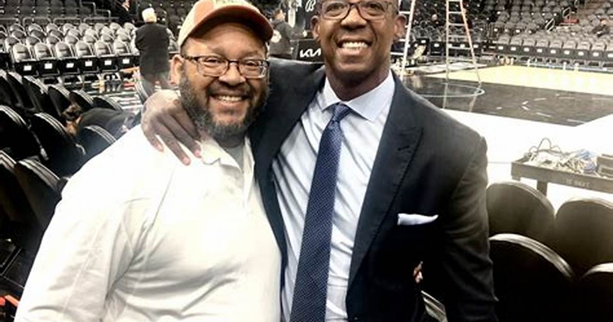 Exploring the Life of Sean Elliott and His First Wife
