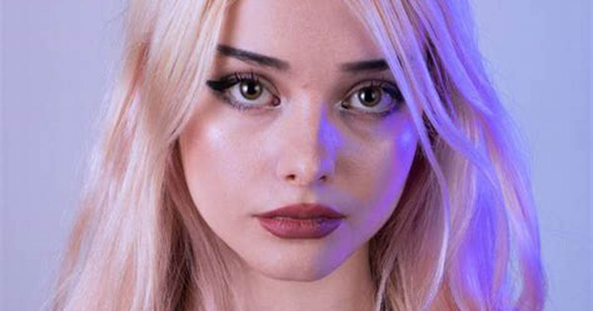 Lauren Burch Nude Leak: Unveiling the Controversy and Its Impact