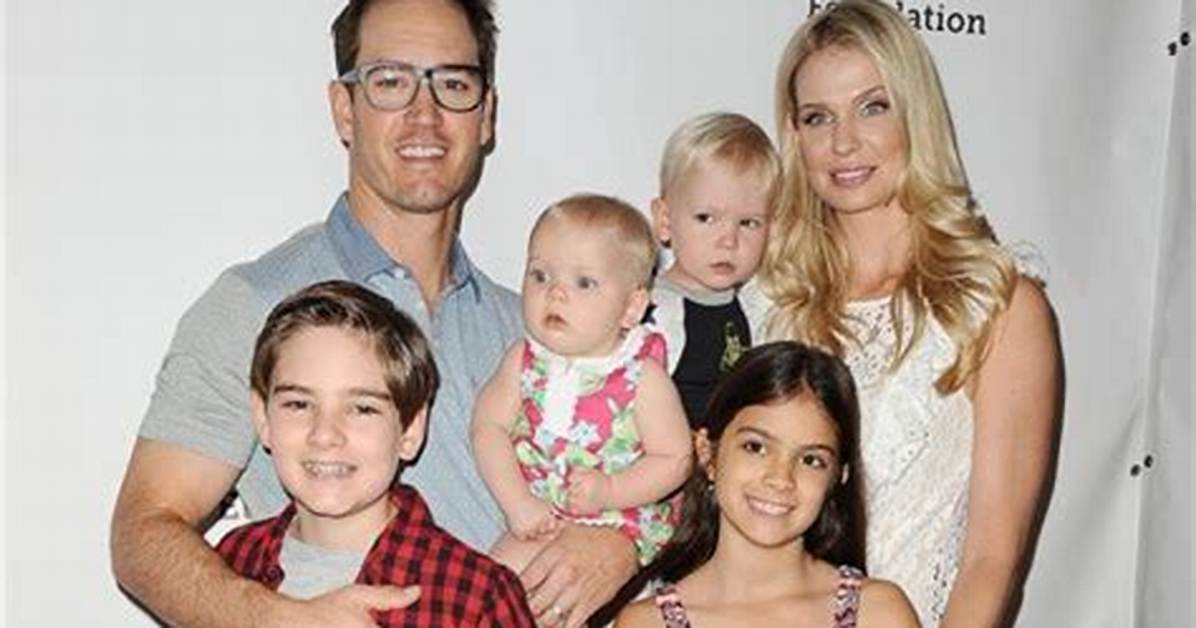 Mark Paul Gosselaar: a Deep Dive into His Family Background