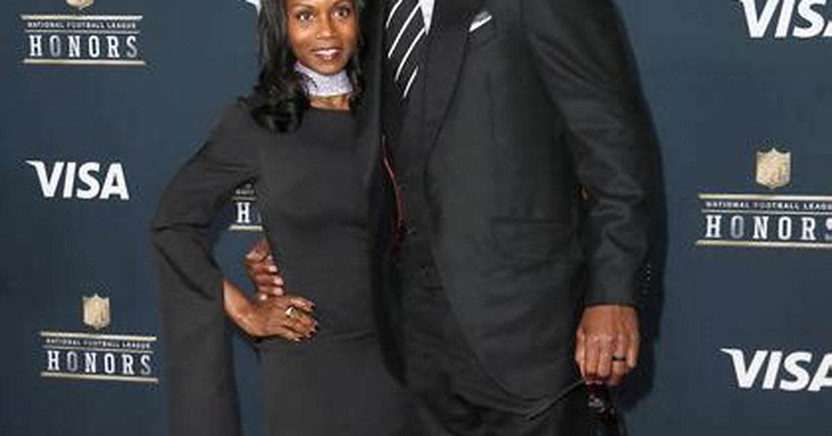 Randy Moss' Wife Lydia: a Deep Dive into Their Life Together