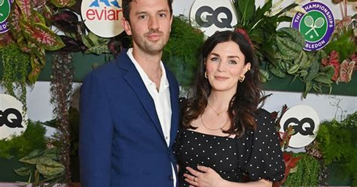 Ruth Aisling Husband: Discovering the Life and Love of a Prominent Figure